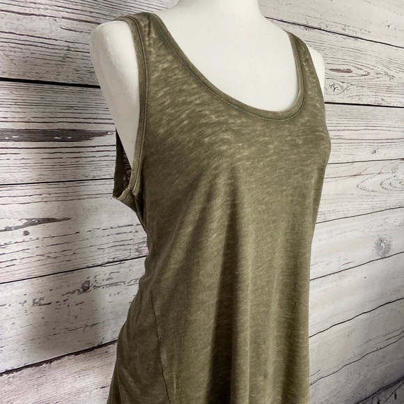 Oversized Tank T-Shirt - Picture 2 of 5